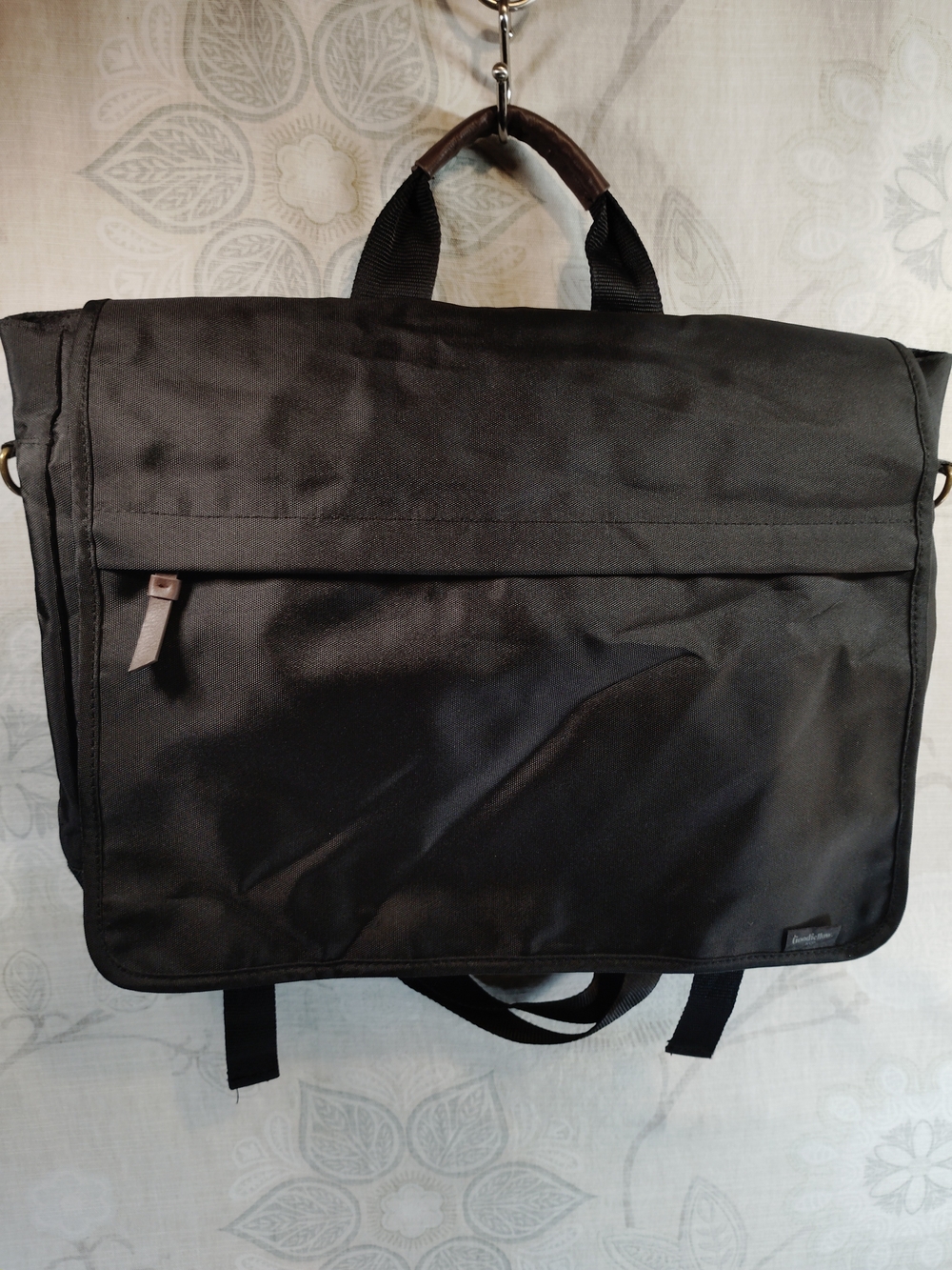Goodfellow Black Laptop/Messenger Bag - Classic Travel & Work Bag